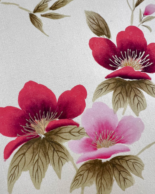 Close-up of the detailing on the flowers featured in Diane Hill's original chinoiserie painting 'Rouge Roses'