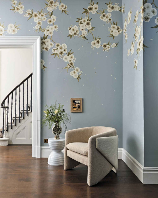 Rosa - Feather Grey/Paper Lantern/Oyster Wallpaper - Diane Hill