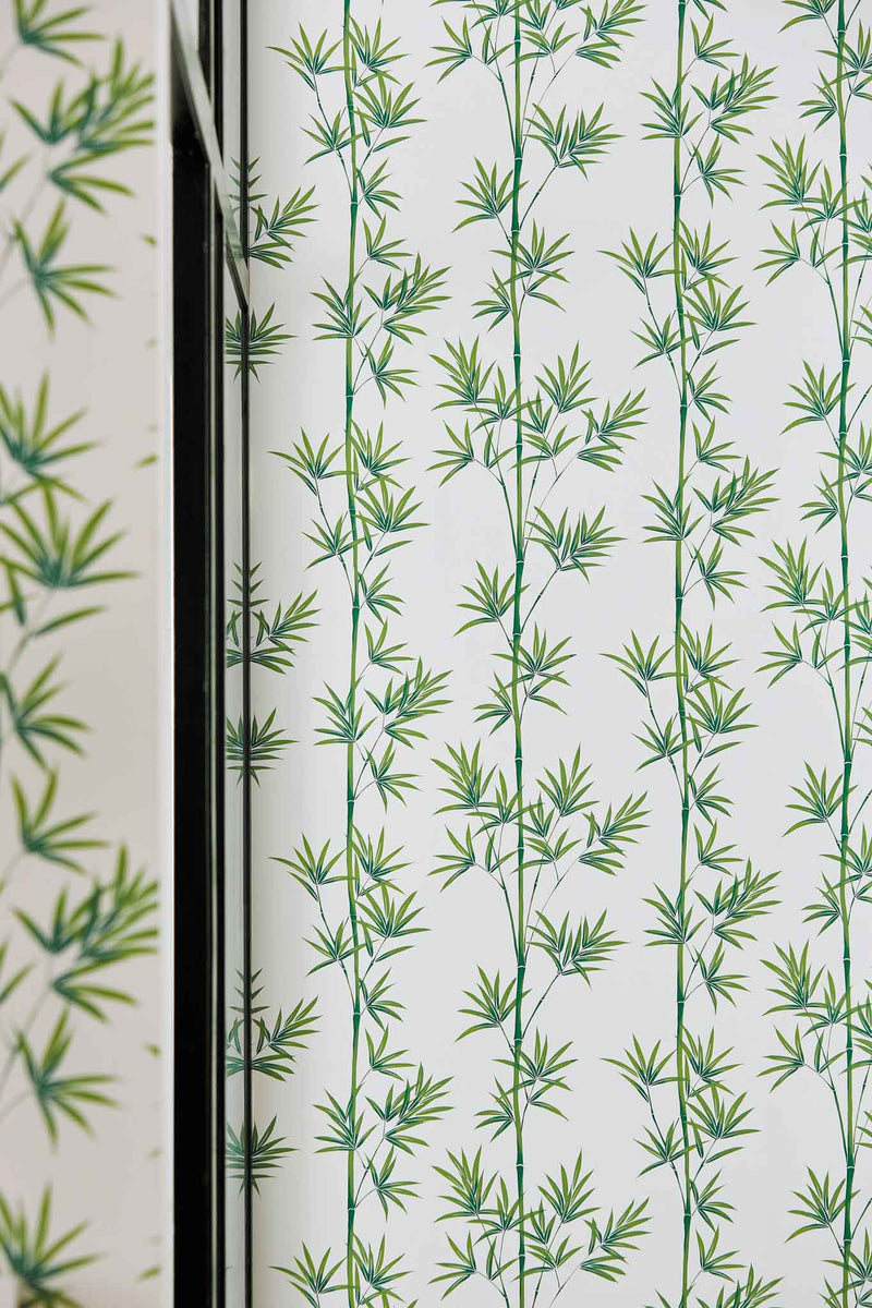 Bamboo wallpaper, chinoiserie chic, Porcelain/Bamboo colours, bedroom, sitting room, botanical wallpaper