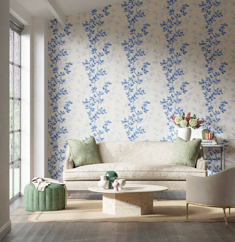Lady Alford wallpaper - Porcelain/China Blue - Diane Hill